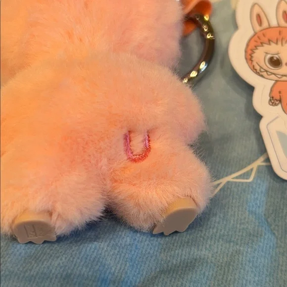 pop mart pin for love labubu - U - Picture 3 of 8